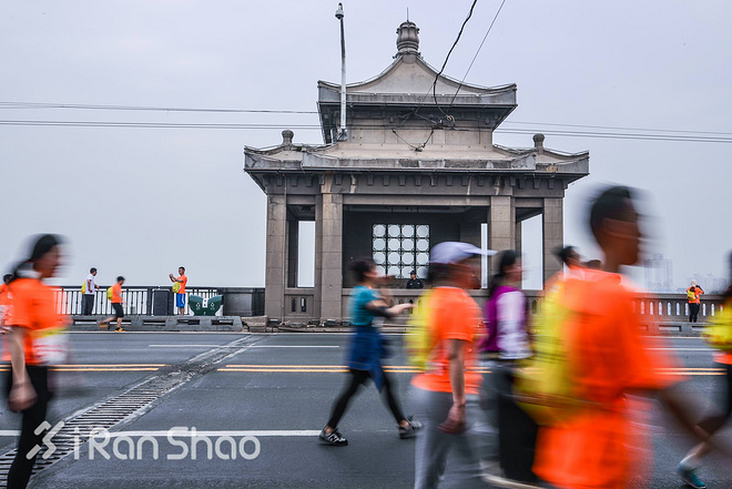 大武汉 | 是时候告诉你们昨天汉马的一些真相了