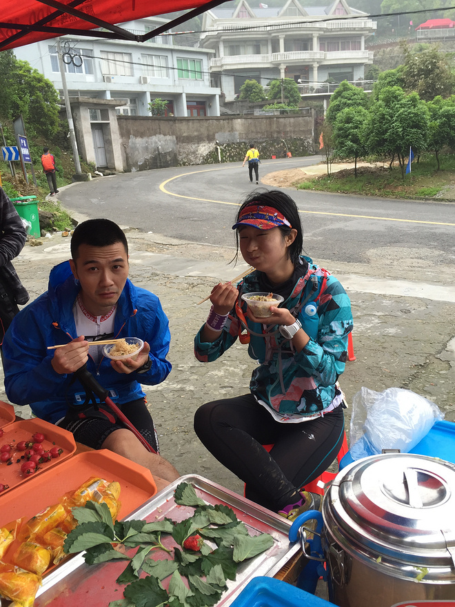 看那满山杜鹃别样红_记2016温州大罗山越野