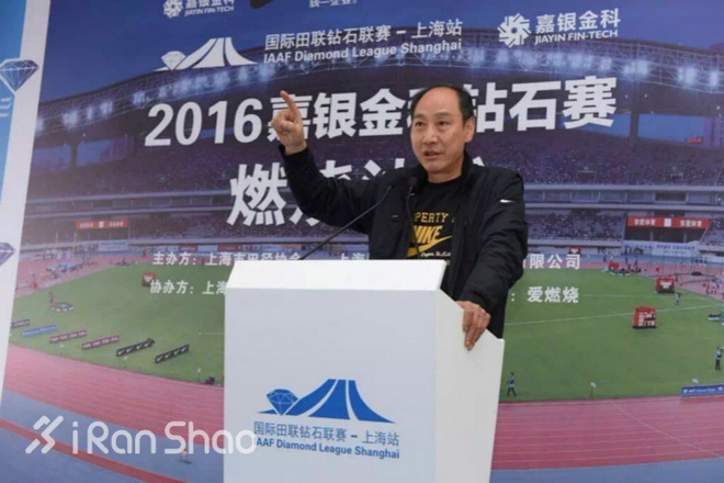 为世界冠军暖场是怎样的体验？