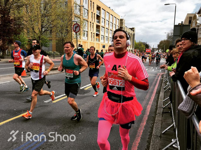 漫跑英伦 | 伦敦马拉松  一场充满爱意的街头大型化装舞会