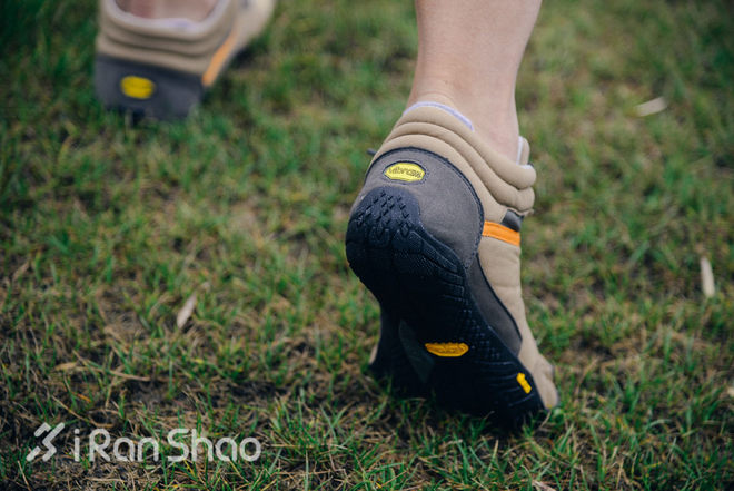 评测 | Vibram Trek Ascent Insulated 暖冬冷春户外五指新尝试