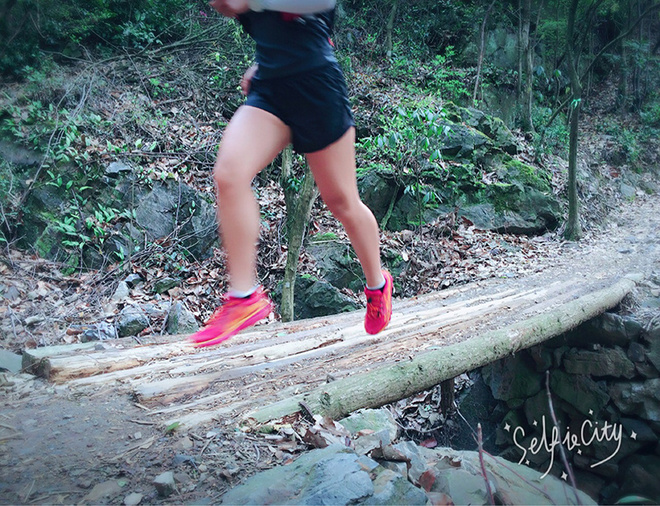 最美人间四月天——遇见LA SPROTIVA  HELIOS 2