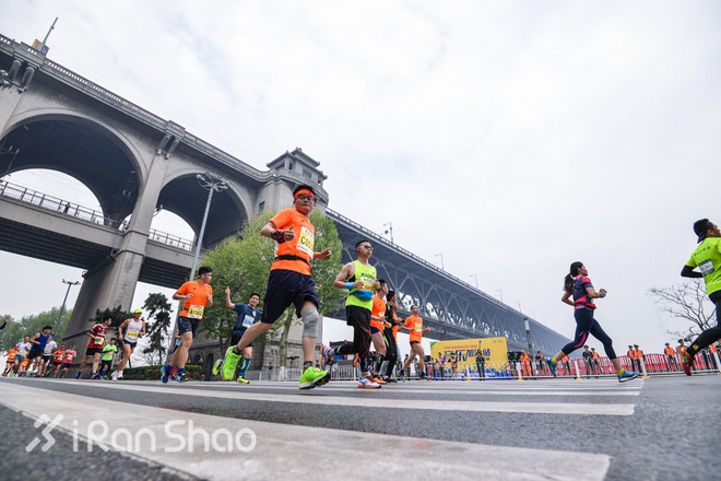 视频 | 大武汉今天蛮扎实滴 爱燃烧在现场