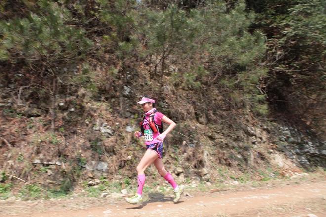 身体和灵魂，总有一个要在路上——2016北山之巅（金华山）越野挑战赛复仇记