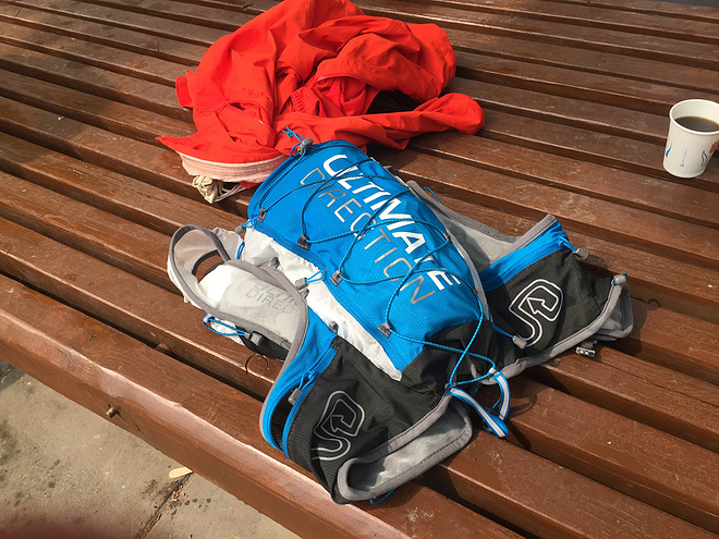 换了个马甲就真的不认识你了——Ultimate Direction AK3.0开箱测评