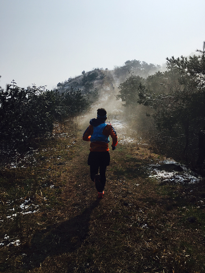 身体和灵魂，总有一个要在路上——2016北山之巅（金华山）越野挑战赛复仇记