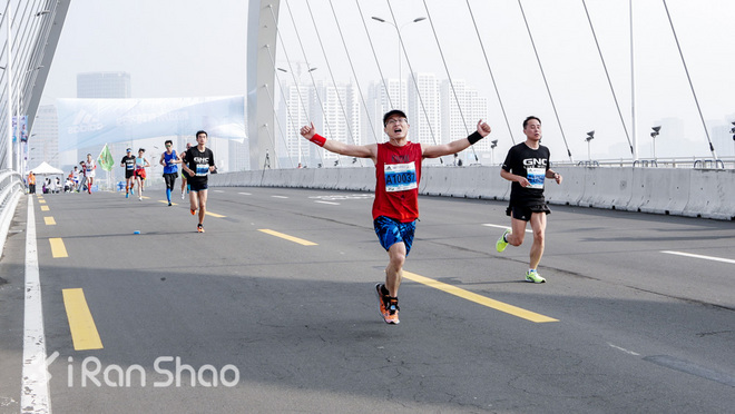 上海半马 | 颜值爆表人气爆棚 我们都是“马拉松的后裔”