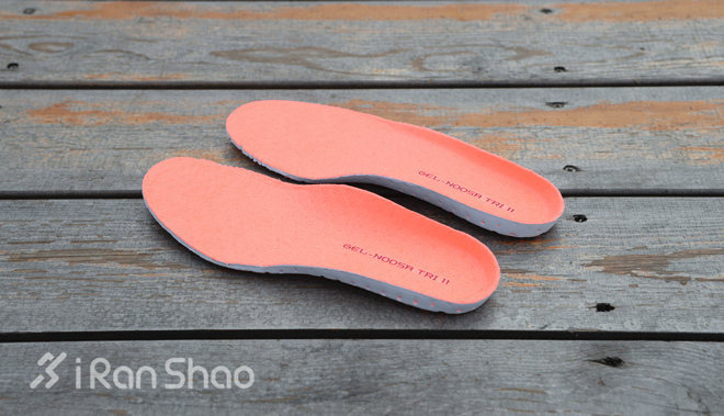 Asics Noosa Tri 11跑鞋