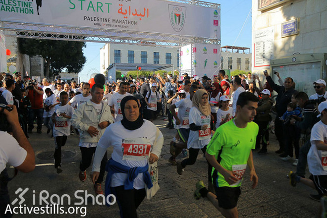 马拉松城纪 | 两场奔跑在战争与和平间的马拉松