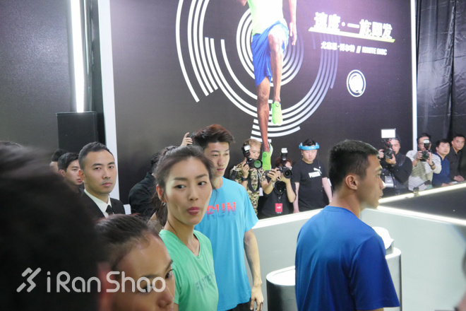 现场 | PUMA携代言人刘雯开启IGNITE Disc新品发布， 一旋即发，状态随心