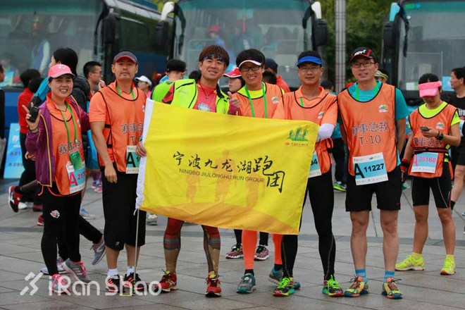 山绕湖，湖映山，一场跑完却意犹未尽的九马