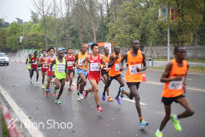 中国跑者 | “中国马拉松一哥”董国建的里约奥运之路