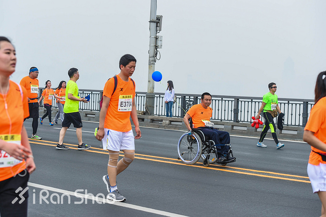 大武汉 | 是时候告诉你们昨天汉马的一些真相了
