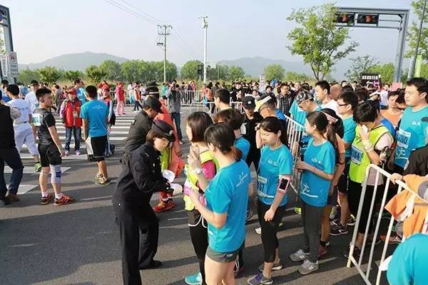 不一样的太湖美－太湖图影国际半程马拉松赛