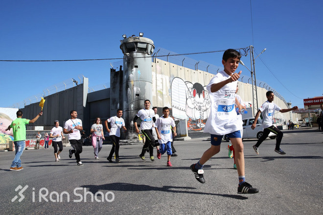 马拉松城纪 | 两场奔跑在战争与和平间的马拉松