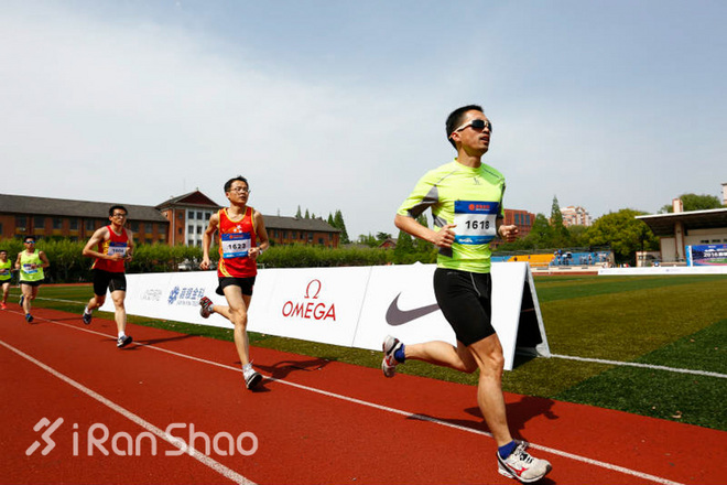 为世界冠军暖场是怎样的体验？