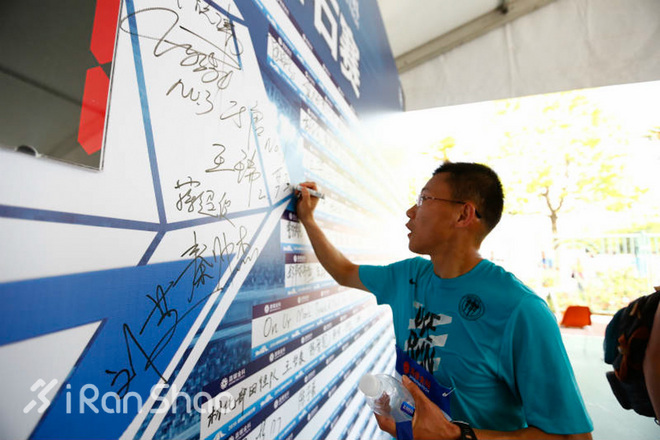 为世界冠军暖场是怎样的体验？