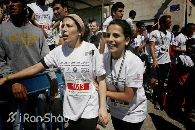 马拉松城纪 | 两场奔跑在战争与和平间的马拉松