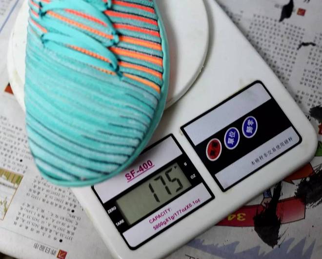 罗袜生尘 让脚掌在大地上划出轻柔华尔兹——NIKE Free Transform Flyknit训练鞋测评