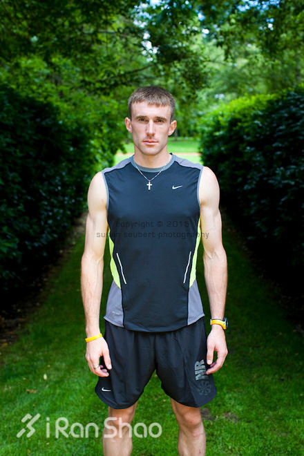 人物 | 悲剧英雄，万米破27分美国第一人英年退役