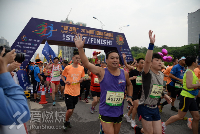 你的微笑最动人 2016荆门国际马拉松