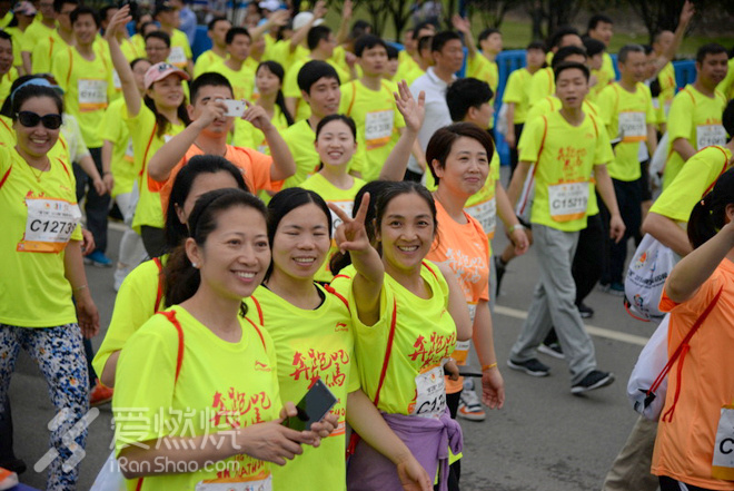 你的微笑最动人 2016荆门国际马拉松
