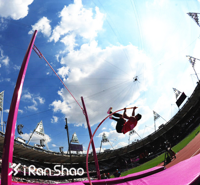 人物 | 克服引力 撑向蓝天：撑杆跳与雷诺·拉维莱涅 （上）