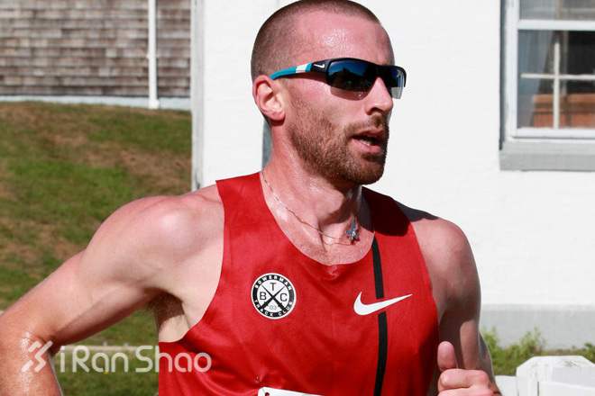 人物 | 悲剧英雄，万米破27分美国第一人英年退役