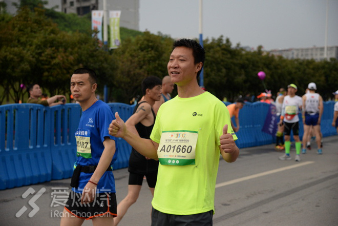 你的微笑最动人 2016荆门国际马拉松