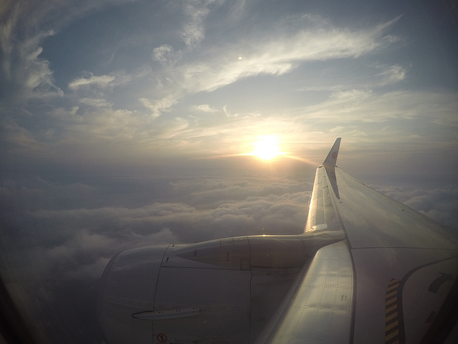 天空之外，亚丁觐山