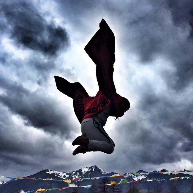 天空之外，亚丁觐山