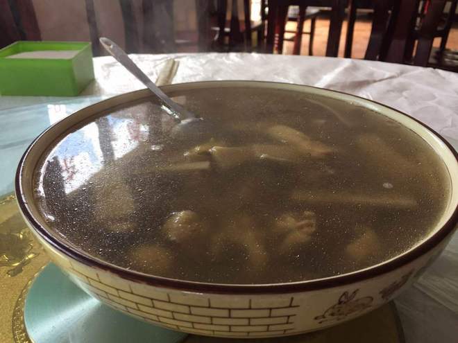 天空之外，亚丁觐山