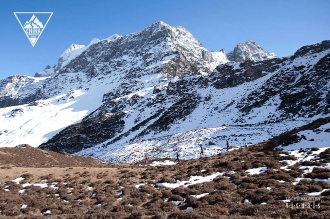 天空之外，亚丁觐山