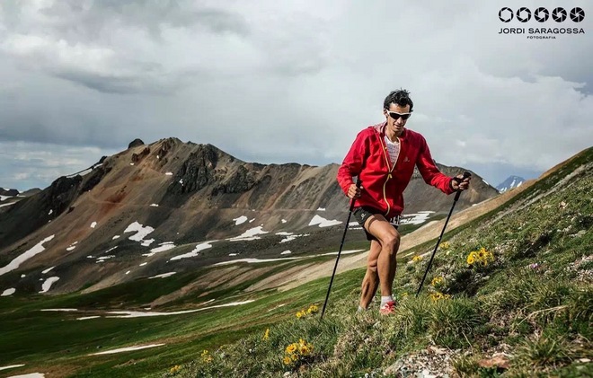 天空之外，亚丁觐山