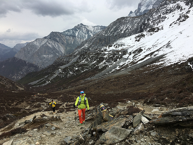 天空之外，亚丁觐山