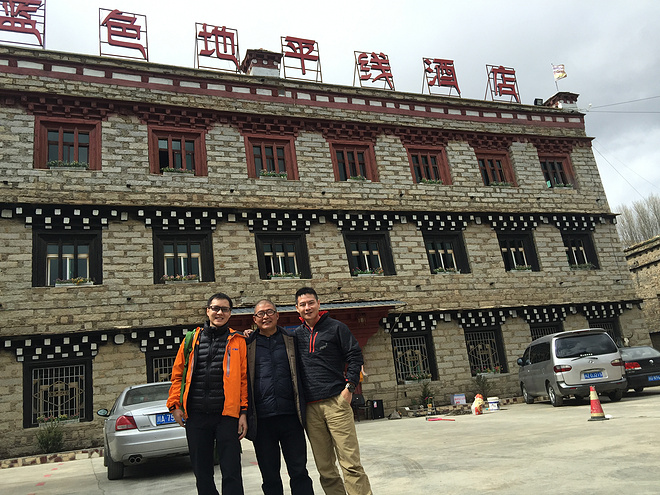 天空之外，亚丁觐山