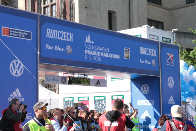 #布拉格马拉松#在最浪漫的城市，与你一起跑到老~