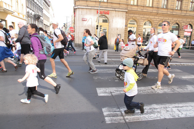 #布拉格马拉松#在最浪漫的城市，与你一起跑到老~