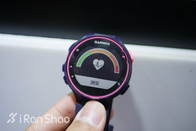 独家 | 全能系霸主，Garmin Forerunner 735XT新品现身