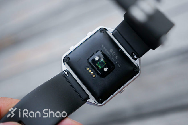 开箱 | Fitbit Blaze 就做不一样的智能运动手表