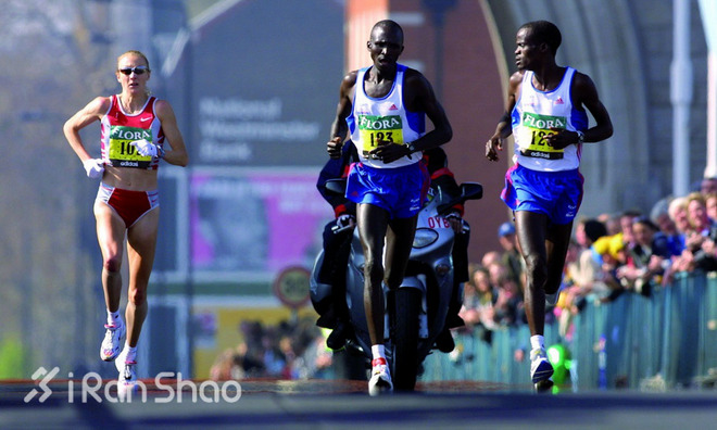 对于马拉松新手来说 紧跟着兔子跑就一定好吗？