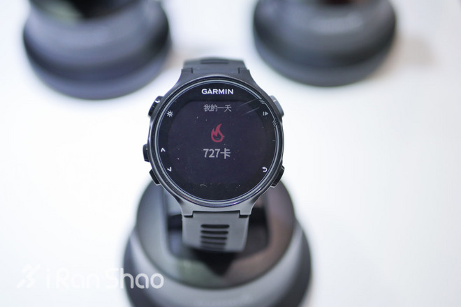 独家 | 全能系霸主，Garmin Forerunner 735XT新品现身