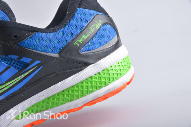 开箱 | Saucony 圣康尼 Triumph ISO 2，缓震称王之路