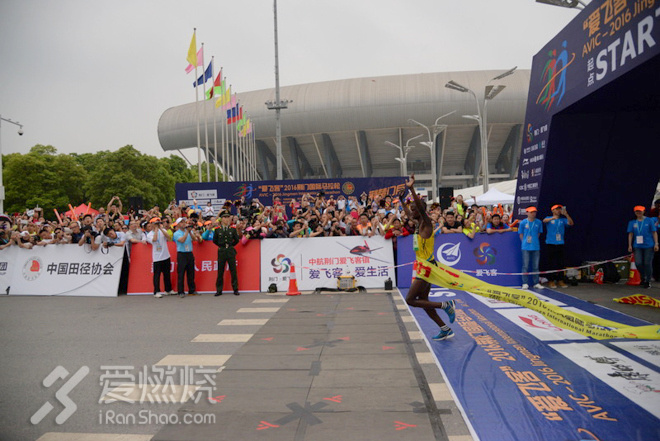 你的微笑最动人 2016荆门国际马拉松