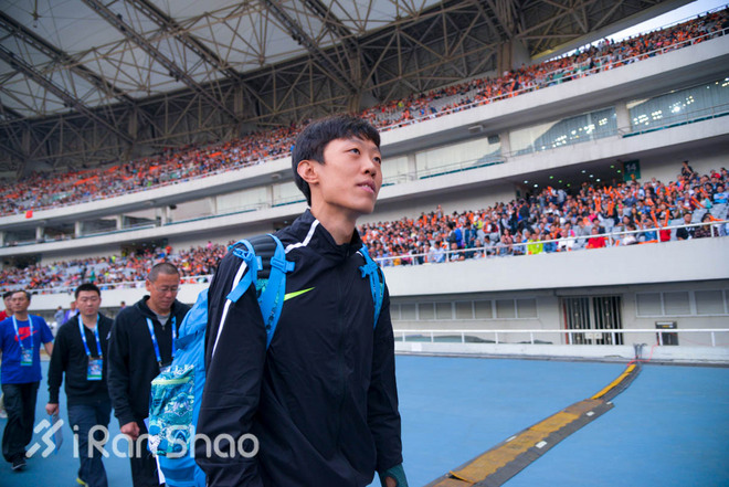 视频 | 中国田径新星张国伟  我的高度 我做主