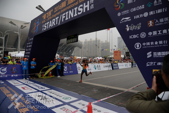 你的微笑最动人 2016荆门国际马拉松