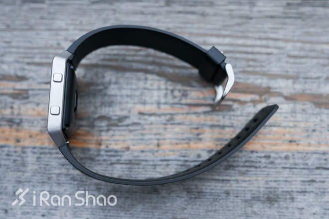 开箱 | Fitbit Blaze 就做不一样的智能运动手表