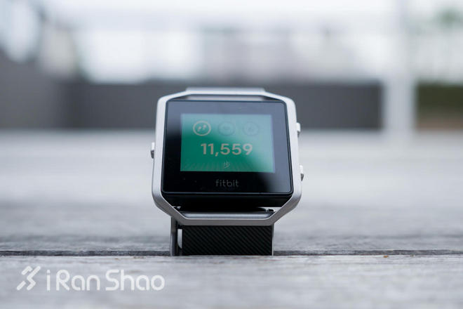 开箱 | Fitbit Blaze 就做不一样的智能运动手表