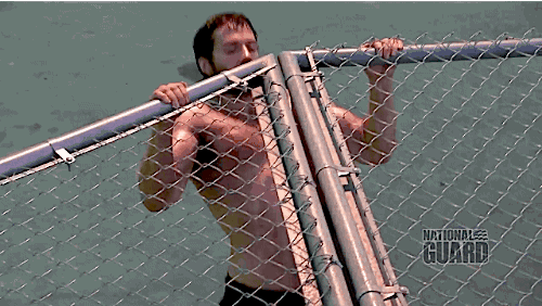 人物 | 亨利·卡维尔来打假  超人真的在赛道上了