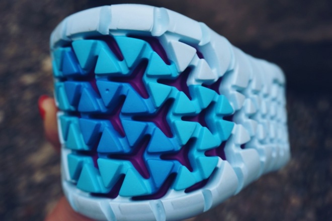 每个人都可以拥有的双足变形金刚 - Nike Free RN Motion Flyknit 测评报告